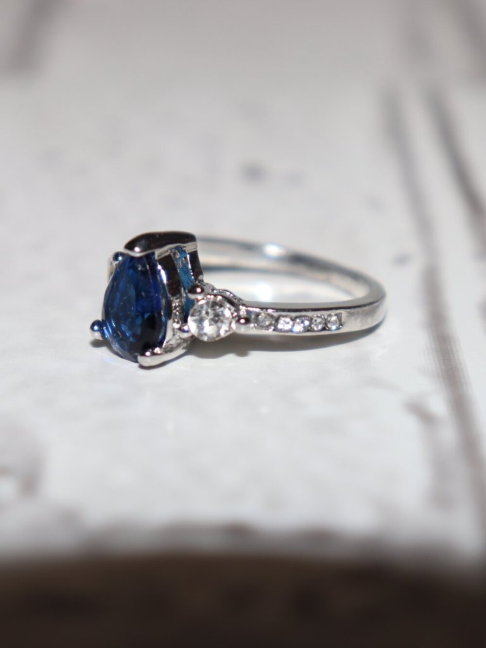 💙 Silver Blue Gemstone Ring · Size 9.5 · NWOT - Picture 4 of 5